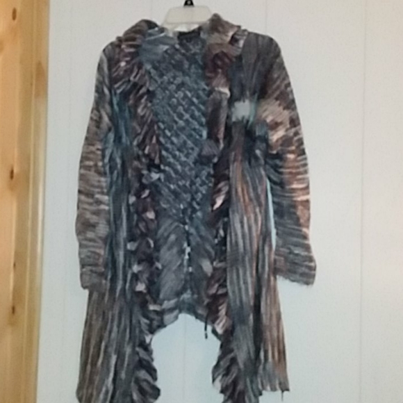 Eyes catching sweater Small - Picture 1 of 10